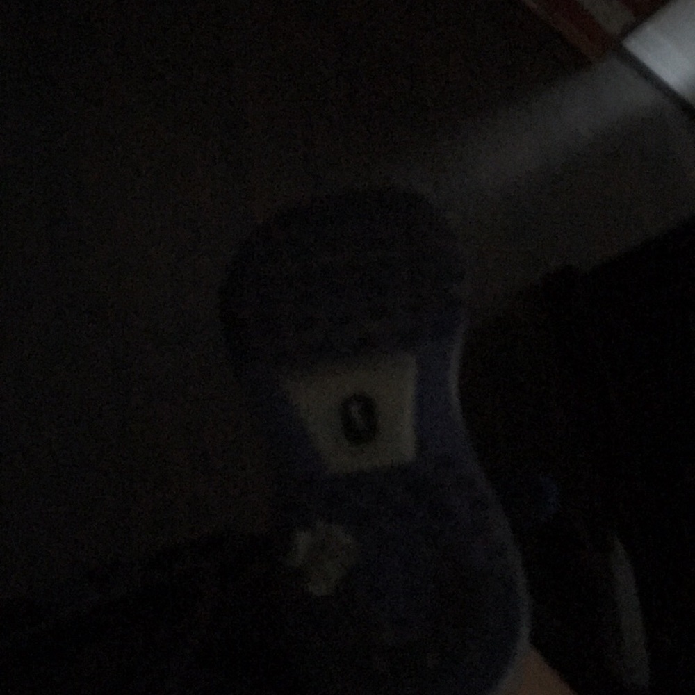Shoes - Picture 4 of 4